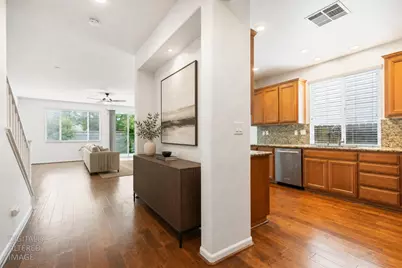 906 Baytree Place, Sacramento, CA 95864 - Photo 5