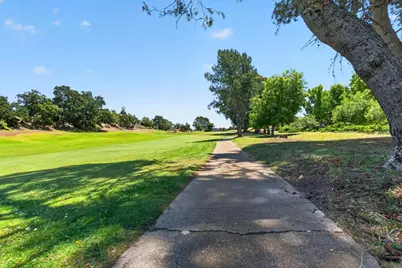 1427 Marchbanks Dr #4, Walnut Creek, CA 94598 - Photo 57