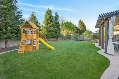 1128 Amington Drive, Roseville, CA 95747 - Photo 31