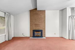 24 W Lancaster Dr, Stockton, CA 95207 - Photo 9