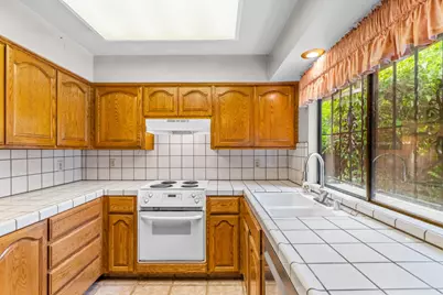 24 W Lancaster Drive, Stockton, CA 95207 - Photo 15