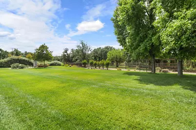 10576 Sheldon Road, Elk Grove, CA 95624 - Photo 59