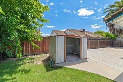 1541 W Kavanagh Avenue, Tracy, CA 95376 - Photo 33