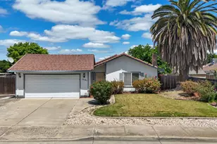 1541 W Kavanagh Ave, Tracy, CA 95376 - Photo 1