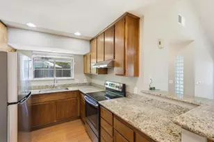 3706 Gold Creek Ln, Sacramento, CA 95827 - Photo 11