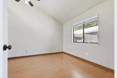 3706 Gold Creek Lane, Sacramento, CA 95827 - Photo 13