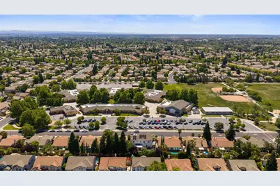 1924 Saint Patrick Way, Roseville, CA 95747 - Photo 85