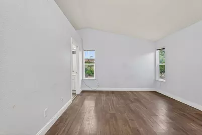 8889 Harvest Hill Way, Elk Grove, CA 95624 - Photo 11