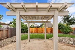 8691 Territorial Way, Elk Grove, CA 95624 - Photo 33