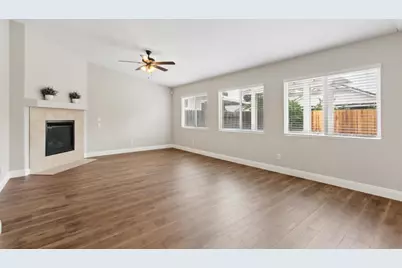 8691 Territorial Way, Elk Grove, CA 95624 - Photo 5