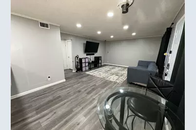 7392 Franklin Boulevard #1, Sacramento, CA 95823 - Photo 5