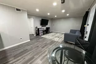 7392 Franklin Blvd, Sacramento, CA 95823 - Photo 5