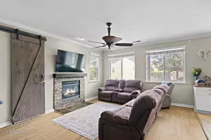 1724 Vintage Cir, Oakdale, CA 95361 - Photo 17