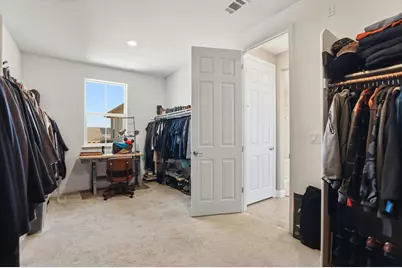 8476 Bolcetto Circle, Elk Grove, CA 95757 - Photo 31
