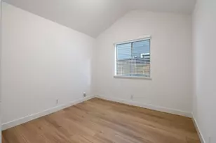 2433 Albany Ave, Davis, CA 95618 - Photo 15