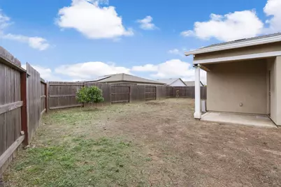 1335 S Kestrel Lane, Stockton, CA 95215 - Photo 33