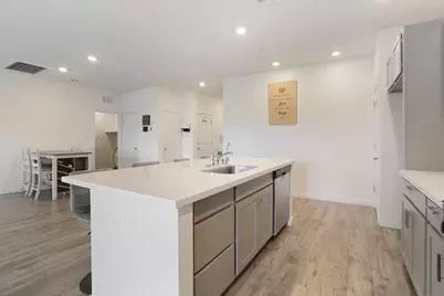 1335 S Kestrel Lane, Stockton, CA 95215 - Photo 21