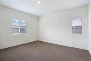 1335 S Kestrel Ln, Stockton, CA 95215 - Photo 27