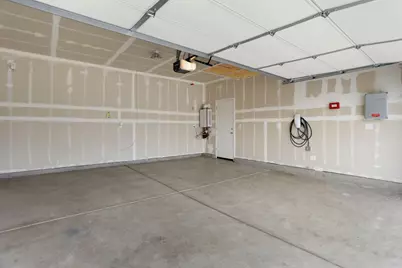 1335 S Kestrel Lane, Stockton, CA 95215 - Photo 37