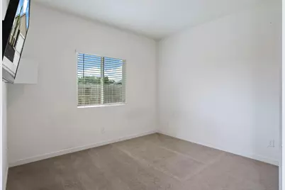 1335 S Kestrel Lane, Stockton, CA 95215 - Photo 7