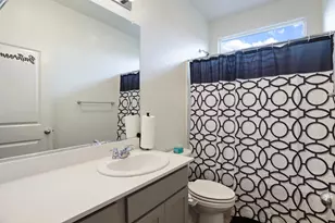 1335 S Kestrel Ln, Stockton, CA 95215 - Photo 11