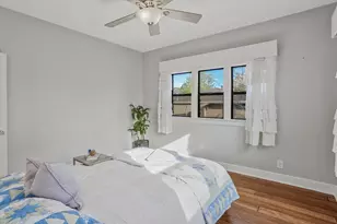 2715 57th St, Sacramento, CA 95817 - Photo 21