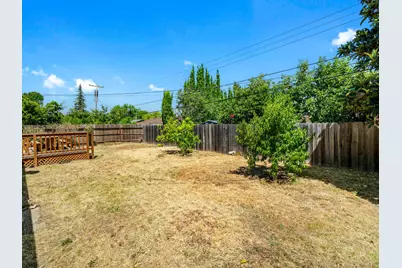 1749 Wakefield Way, Sacramento, CA 95822 - Photo 25