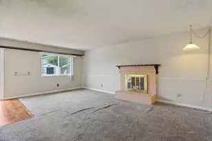 2401 Claridge Ln, Stockton, CA 95210 - Photo 9
