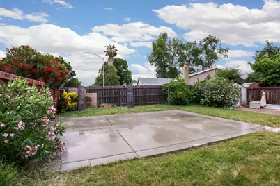 2401 Claridge Lane, Stockton, CA 95210 - Photo 31