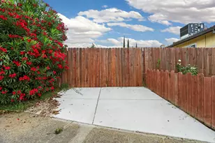 2401 Claridge Ln, Stockton, CA 95210 - Photo 33