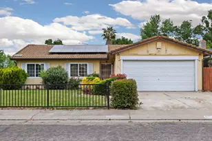 2401 Claridge Ln, Stockton, CA 95210 - Photo 3