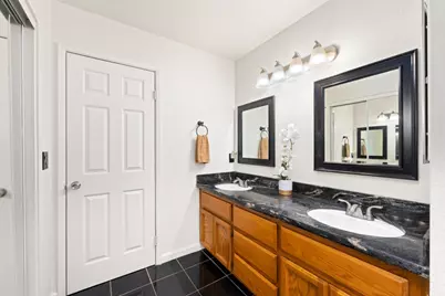 150 Creekside Circle, Sacramento, CA 95823 - Photo 23