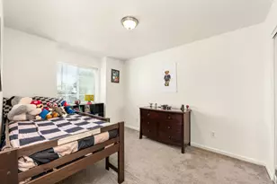 150 Creekside Cir, Sacramento, CA 95823 - Photo 27