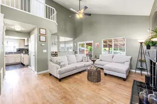150 Creekside Cir, Sacramento, CA 95823 - Photo 5