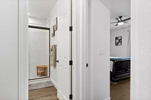 10469 Fendi Wy, Elk Grove, CA 95757 - Photo 5