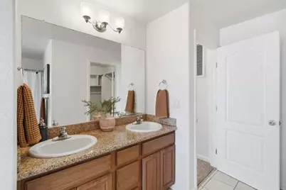 5840 71st Street, Sacramento, CA 95824 - Photo 25