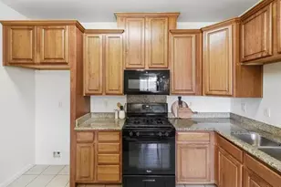 5840 71st St, Sacramento, CA 95824 - Photo 9