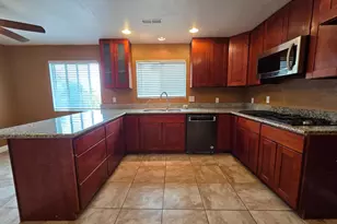 5010 Powerline Rd, Olivehurst, CA 95961 - Photo 5
