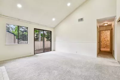 2280 Hurley Way #36, Sacramento, CA 95825 - Photo 3