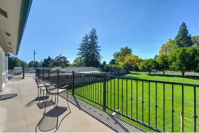 9001 Golden Gate Avenue, Orangevale, CA 95662 - Photo 27