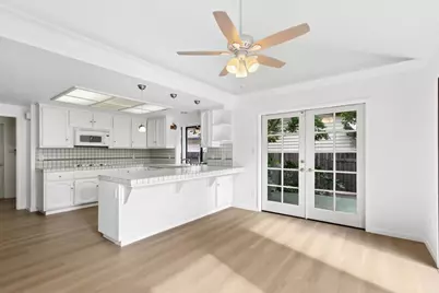 7065 Warbler Way, Sacramento, CA 95831 - Photo 9
