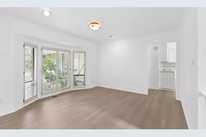 7065 Warbler Way, Sacramento, CA 95831 - Photo 11