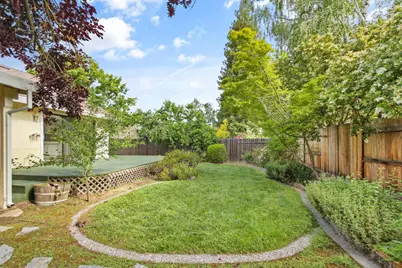 7065 Warbler Way, Sacramento, CA 95831 - Photo 39