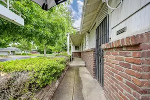 3230 Balmoral Dr, Sacramento, CA 95821 - Photo 5