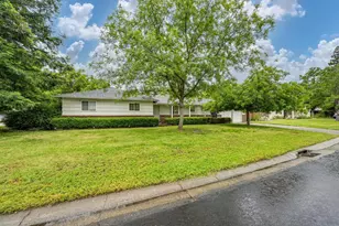 3230 Balmoral Dr, Sacramento, CA 95821 - Photo 3