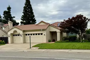 1537 Jamie Dr, Yuba City, CA 95993 - Photo 1