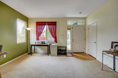 7136 Ryan Taylor Way, Citrus Heights, CA 95621 - Photo 5