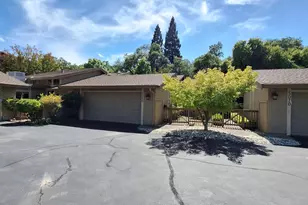 5080 Village Oaks Dr, Rocklin, CA 95677 - Photo 19