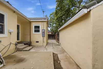 1901 39th Street, Sacramento, CA 95816 - Photo 25