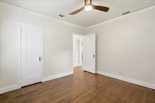 1901 39th St, Sacramento, CA 95816 - Photo 15